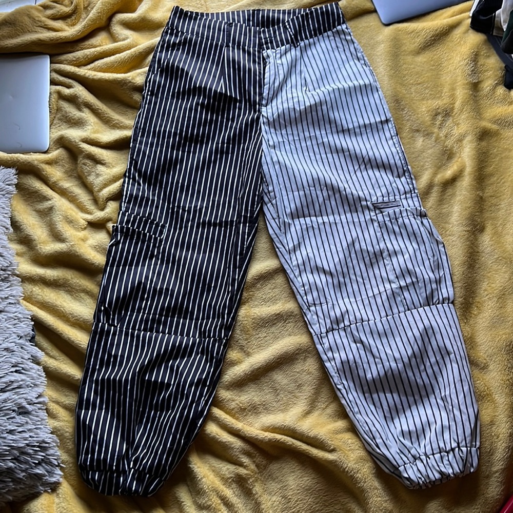 STRIPED JOGGERS